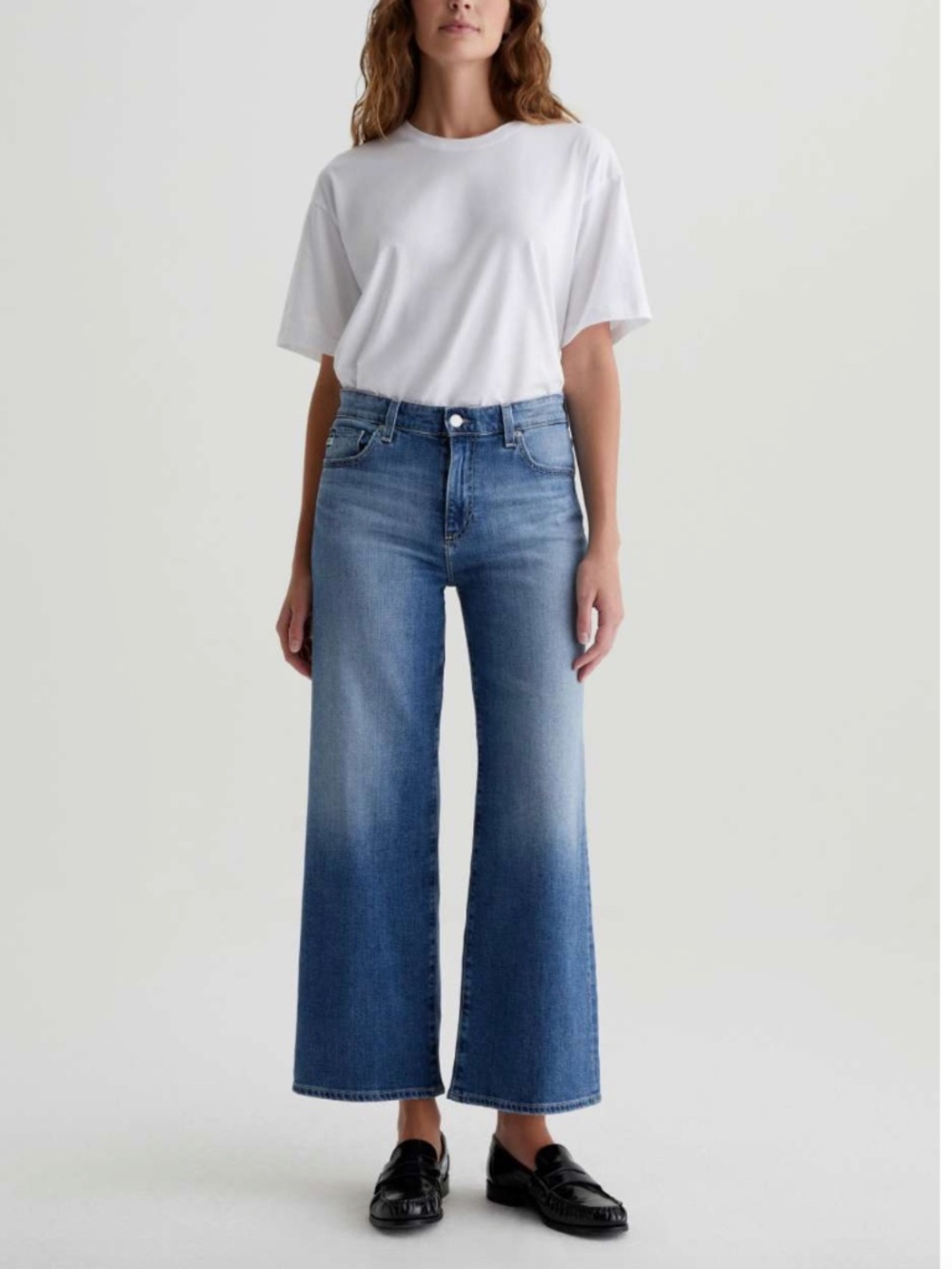 EUC AG Denim Saige Wide Leg Crop, Size 29, in Bell Canyon Wash.